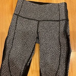 Lululemon printed leggings